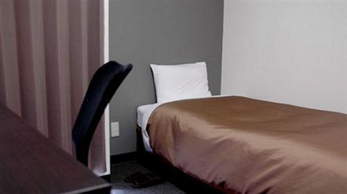 Hotel Plaza Inn Tokushima Bagian luar foto