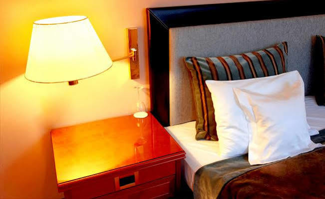 Hotel Plaza Inn Tokushima Bagian luar foto
